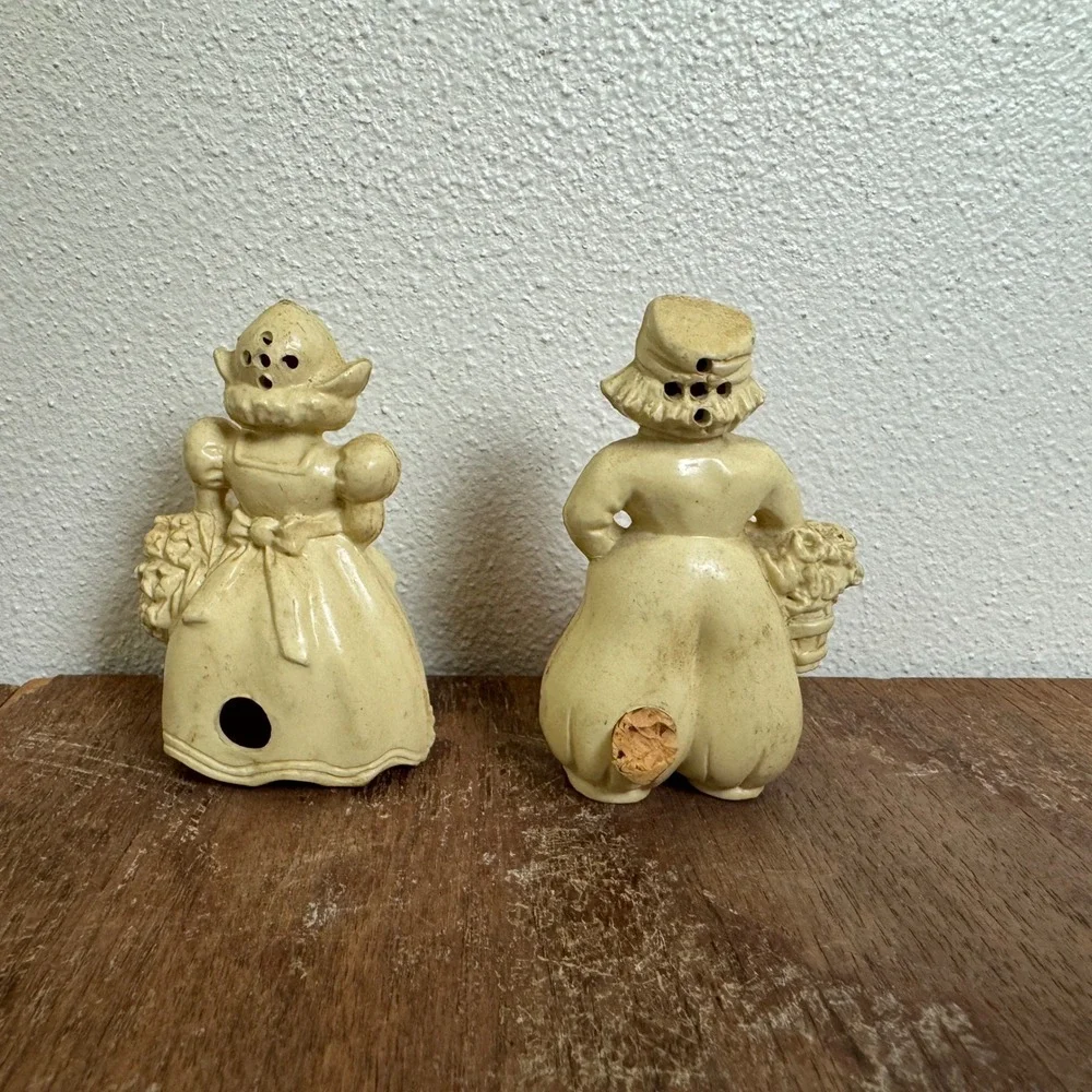 Vintage Dutch Boy Girl Salt‎ Pepper Shakers Set Holland Souvenir Novelty Decor